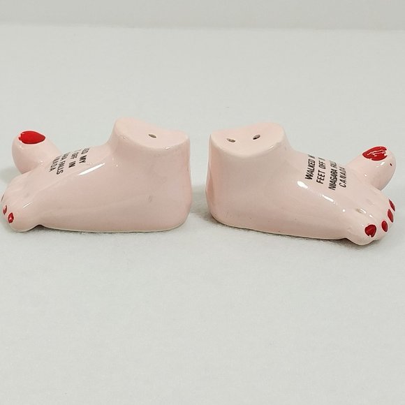 Salt and Pepper Shakers Barefoot " Niagara Falls CANADA" #1314 - Picture 11 of 13